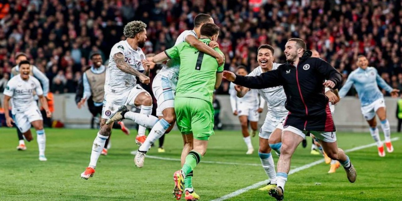 Lille-Aston Villa Maçında Bir İlk Yaşandı! Spikerler Bile Şaşkına Döndü!