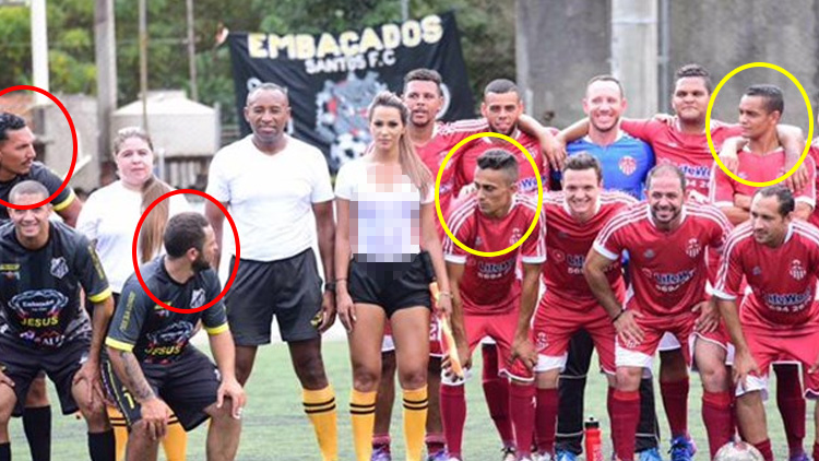 Futbolcular Brezilyalı yan hakeme baka kaldı