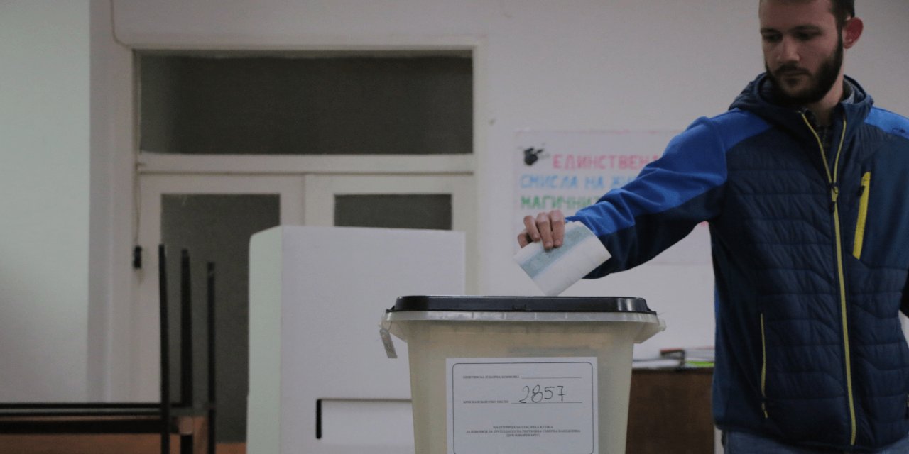 Kuzey Makedonya'da Sandıklar Kuruldu: Cumhurbaşkanı Seçimi için Oylama Başladı