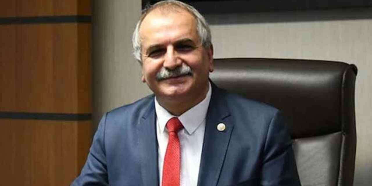 Yeni Çağ'ın sahibi eski İYİ Parti Milletvekili Ahmet Çelik'i bıçaklayan  kardeşine istenen ceza belli oldu