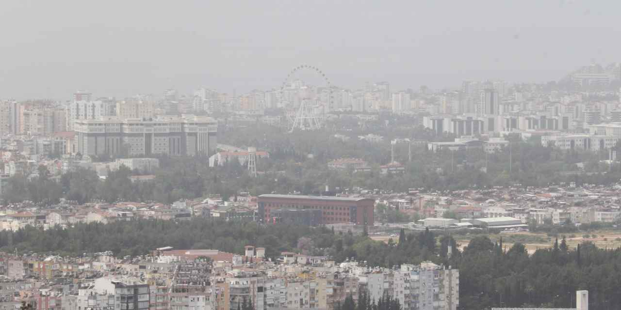 Antalya'nın üstüne çöktü, göz gözü görmüyor! Durum 'hassas' seviyeye çıktı! Peki daha ne kadar devam edecek? Açıklama geldi