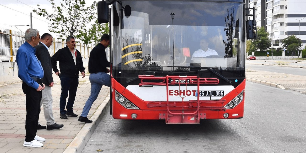İzmir Büyükşehir Belediye Başkanı Tugay'a Vatandaşlardan "Otobüs Hattı" Teşekkürü!