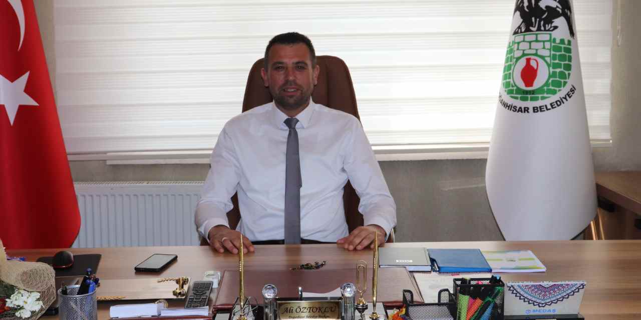 Konya'da Yeniden Refah Partili Belediye Başkanı partisinden istifa etti