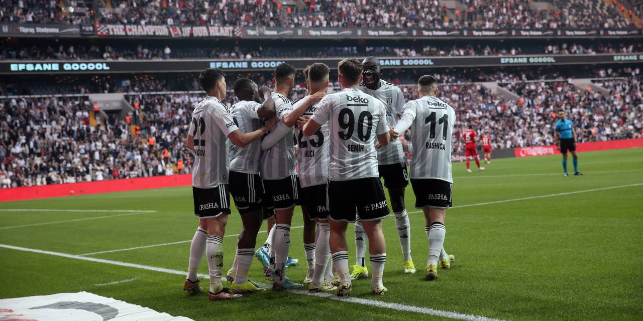 Beşiktaş'ın Derbide İlk 11'leri Belli Oldu!