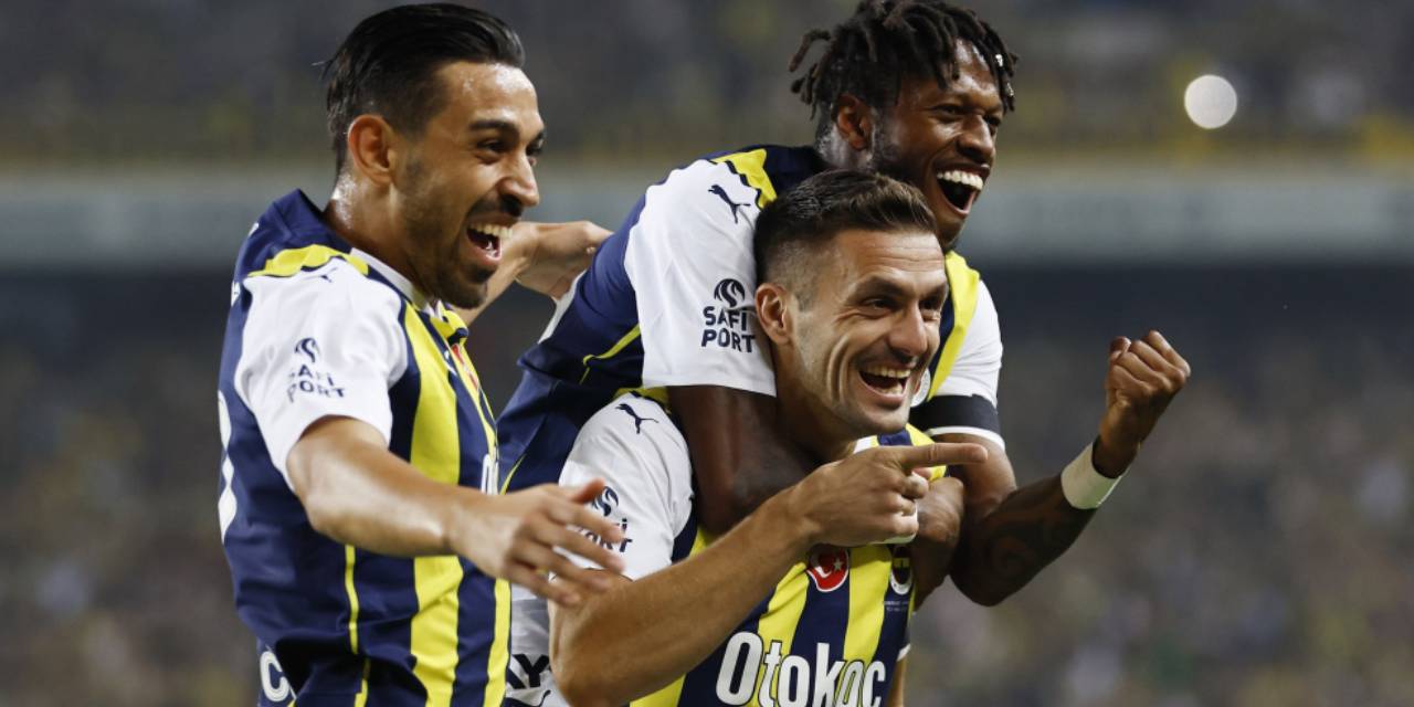Fenerbahçe'de Transfer Bombası! Kimse Beklemiyordu!