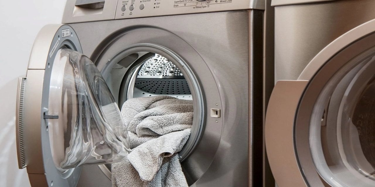 Herkes Bu Hatayı Yapıyormuş: Çamaşır Makinesinin Ömrünü Kısalttığı Ortaya Çıktı