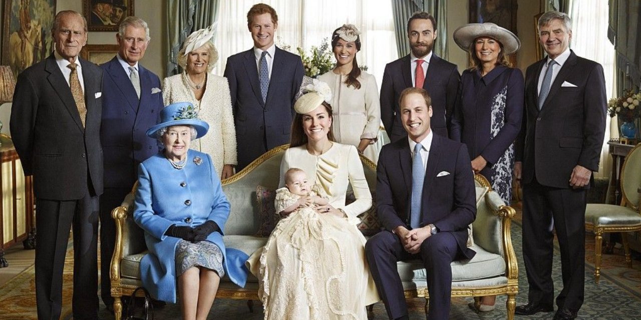 Yapay Zeka Tüm Marifetlerini Ortaya Döktü: Kraliyet Ailesi 30 Yıl Sonra Böyle Görünecek