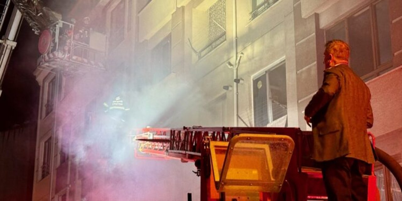 Eskişehir'de Apartmanın Garajında Yangın