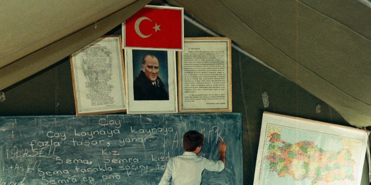1961 Yılından Bu Yana Sınıflarda ve Ders Kitaplarındaydı... Atatürk'ün O Portresiyle İlgili MEB Kararı