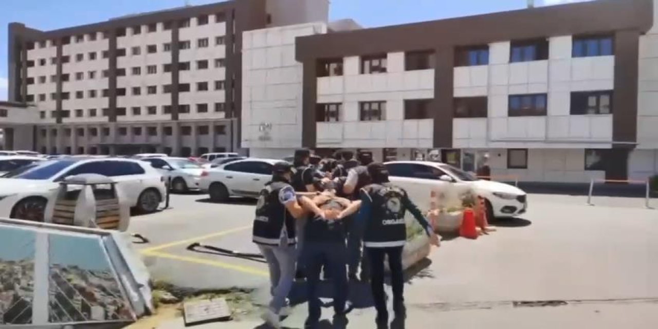 İstanbul'da 'Mahzen-38' Operasyonu: 10 Gözaltı