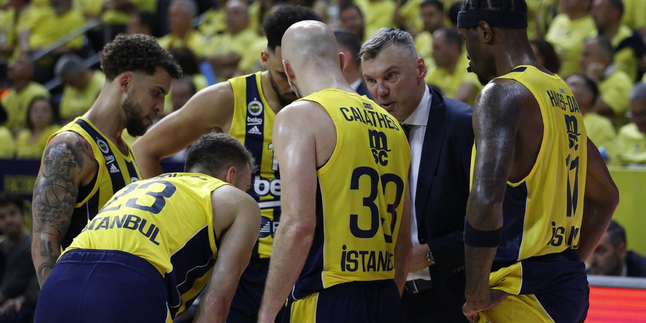Fenerbahçe 5 Yıllık Hasreti Sonlandırmak İçin Sahaya Çıkıyor