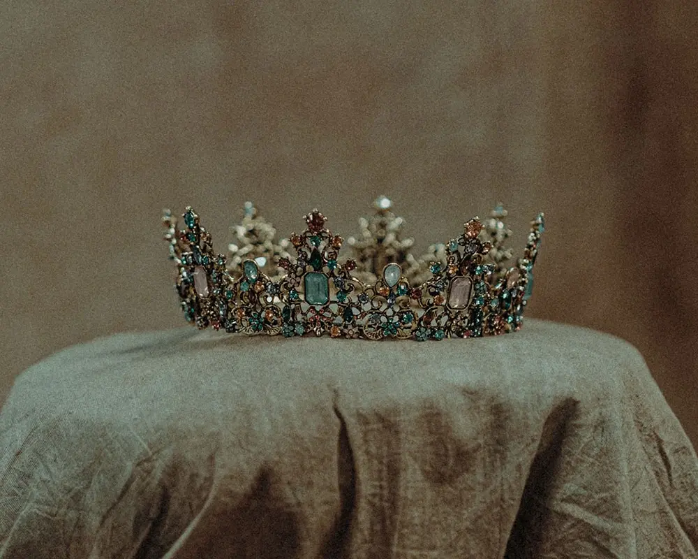 Güzellik Kraliçesi, Tacını Teslim Etti: Akıl Sağlığımı Kaybediyorum