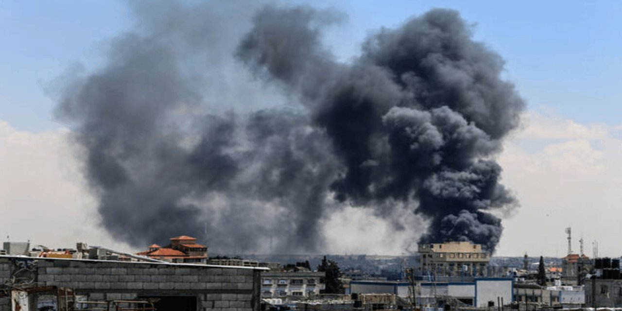 ABD, İsrail'in Refah'a Kara Saldırısı Kararına Tepki Olarak Bomba Sevkiyatını Durdurdu