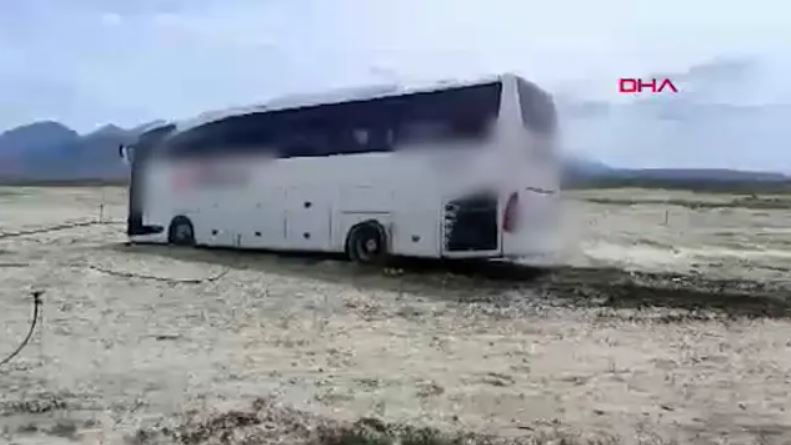 Kayseri'de Yolcu Otobüsü Şarampole Yuvarlandı