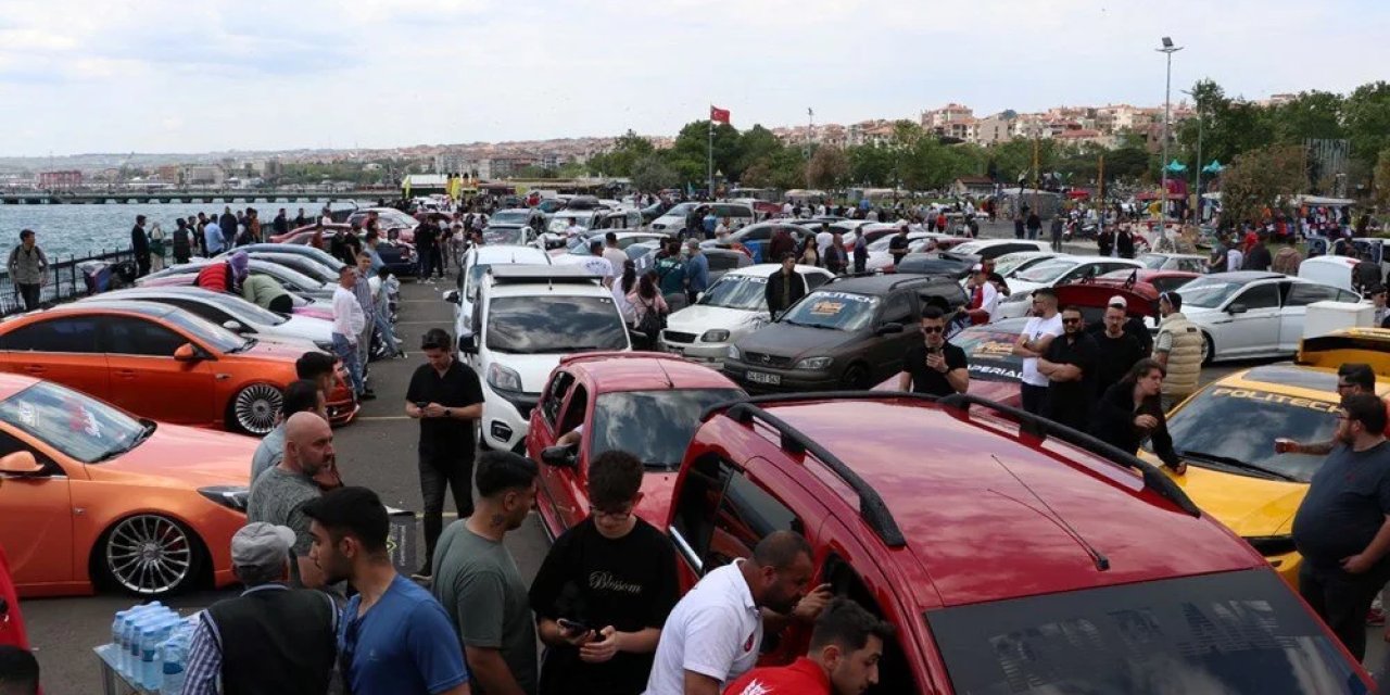 Modifiyeli Araç Tutkunları Tekirdağ'da Buluştu: Yoğun İlgi Gördü