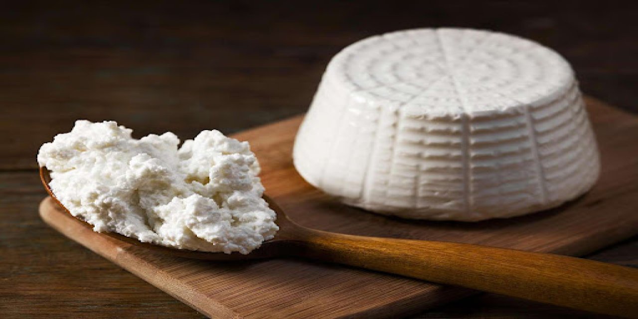 Bilinen En Sağlıklı Peynir: Kalsiyum ve Protein Deposu