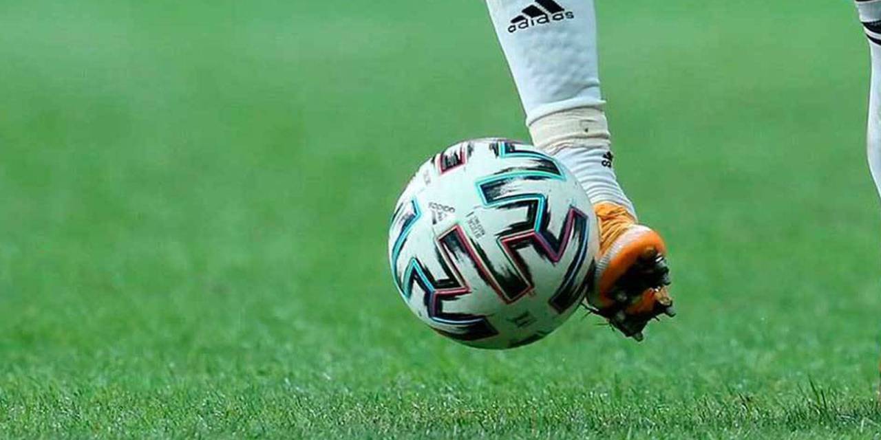 Süper Lig'de Yıldız Futbolcuyla Yollar Ayrıldı!