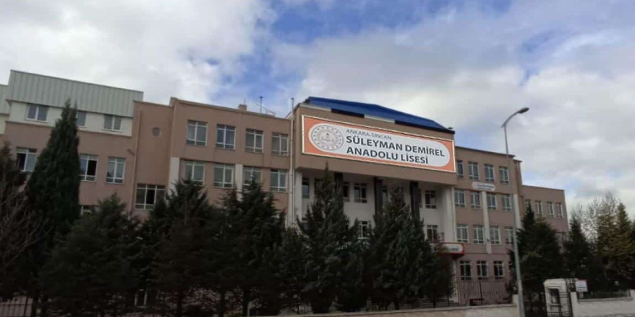 AKP'den Aday Olan Okul Müdürü Tacizle Suçlandı: Ödül Gibi Ceza Verildi!