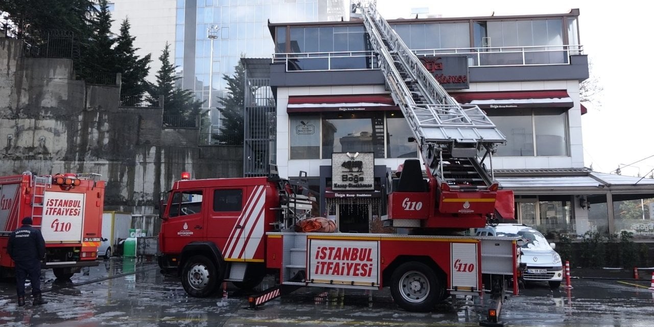 Kağıthane'de Restoran Yangını!