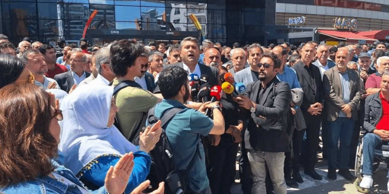 Diyarbakır'da Kobane Davası Kararı Protesto Edildi: Mücadele Devam Edecek