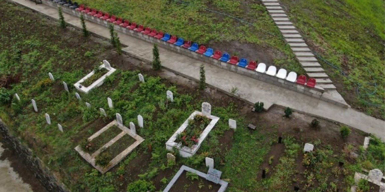 Trabzon'da Mezarlıkta İlginç Uygulama