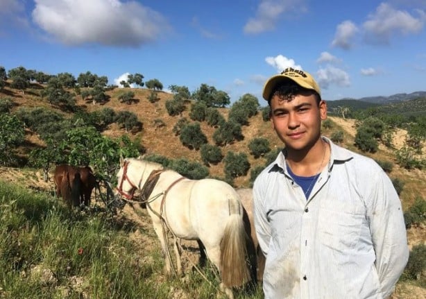 Herkes dudak büküp gitti. O azmetti şimdi günlük kazancı dudak uçuklatıyor adeta para basıyor