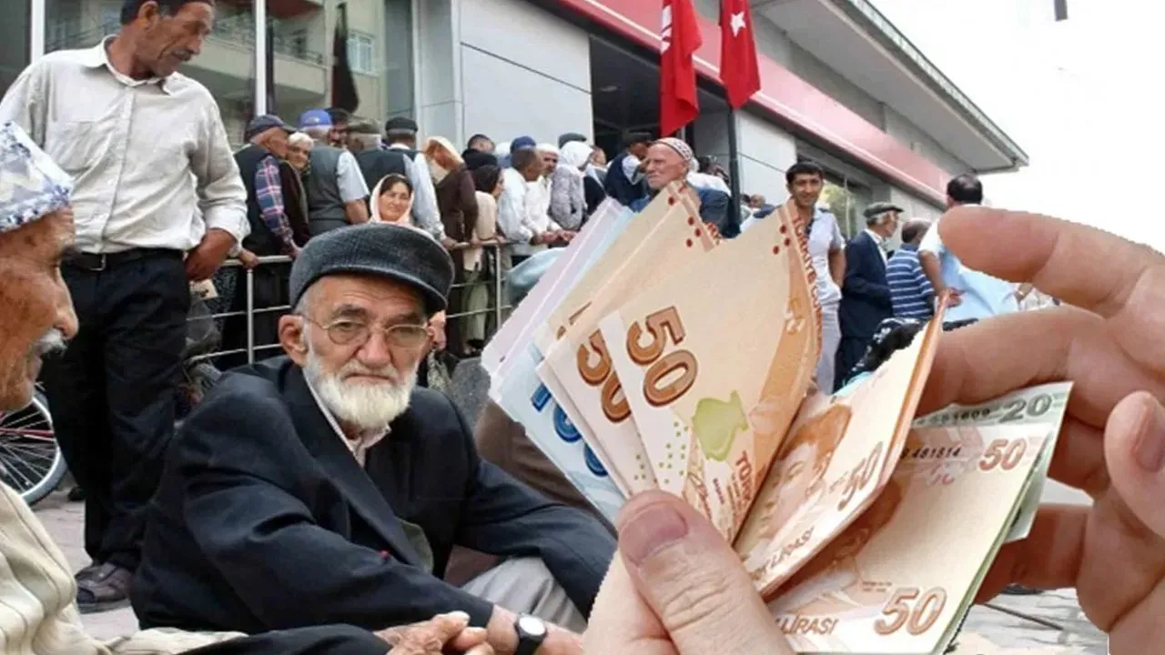 Emekliler bu habere çok sevinecek! Bayram nedeniyle emekli maaş ödemeleri öne çekiliyor