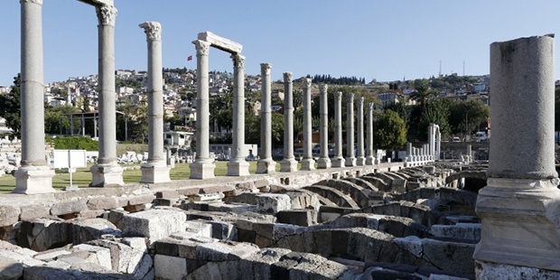İzmir Smyrna Antik Kenti'nde 'Kutsal Alan' Olabilir