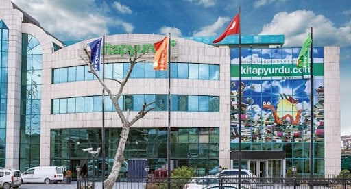 AKP'li Belediye 'İstediği Bağışı Yapmadığı İçin' Kitapyurdu'nu Mühürledi