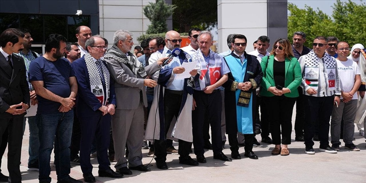 Akademisyenlerden Gazze İçin Protesto