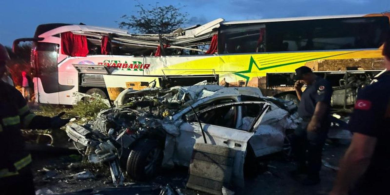 Mersin'de Zincirleme Kazaya Karışan Otobüs Şoförü: "Aracı Solladım"