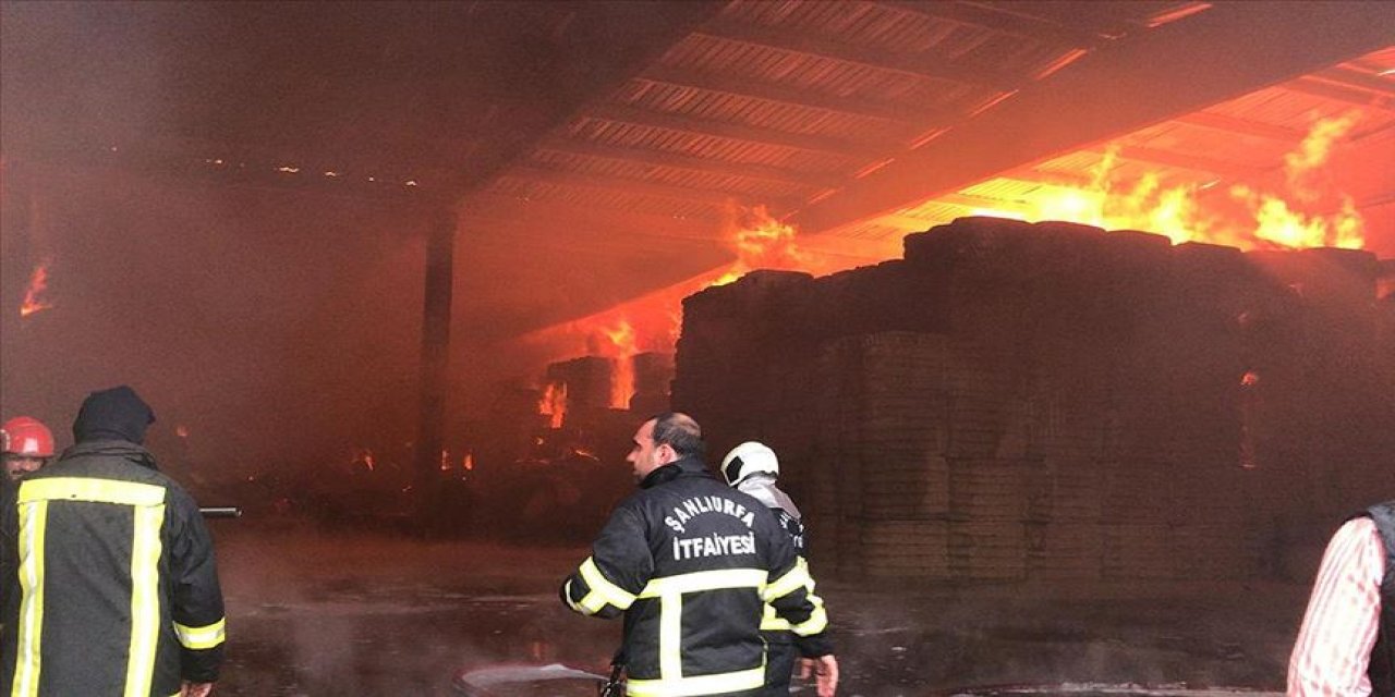 Şanlıurfa'da Fabrika Yangını!