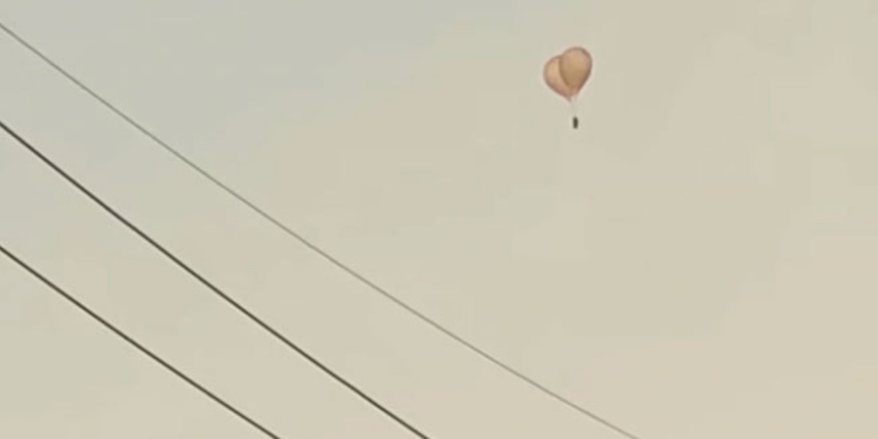 Güney Koreliler Gökyüzüne Baktığında Beyaz Balonlar Gördü: Kuzey Kore'den Gönderilen Çöplerden Başka Bir Şey Değildi