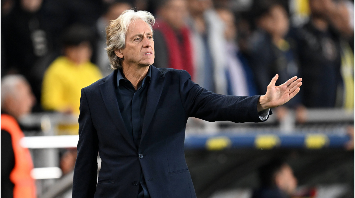 Jorge Jesus Bir Sezonda Üç Kupa Kazandı