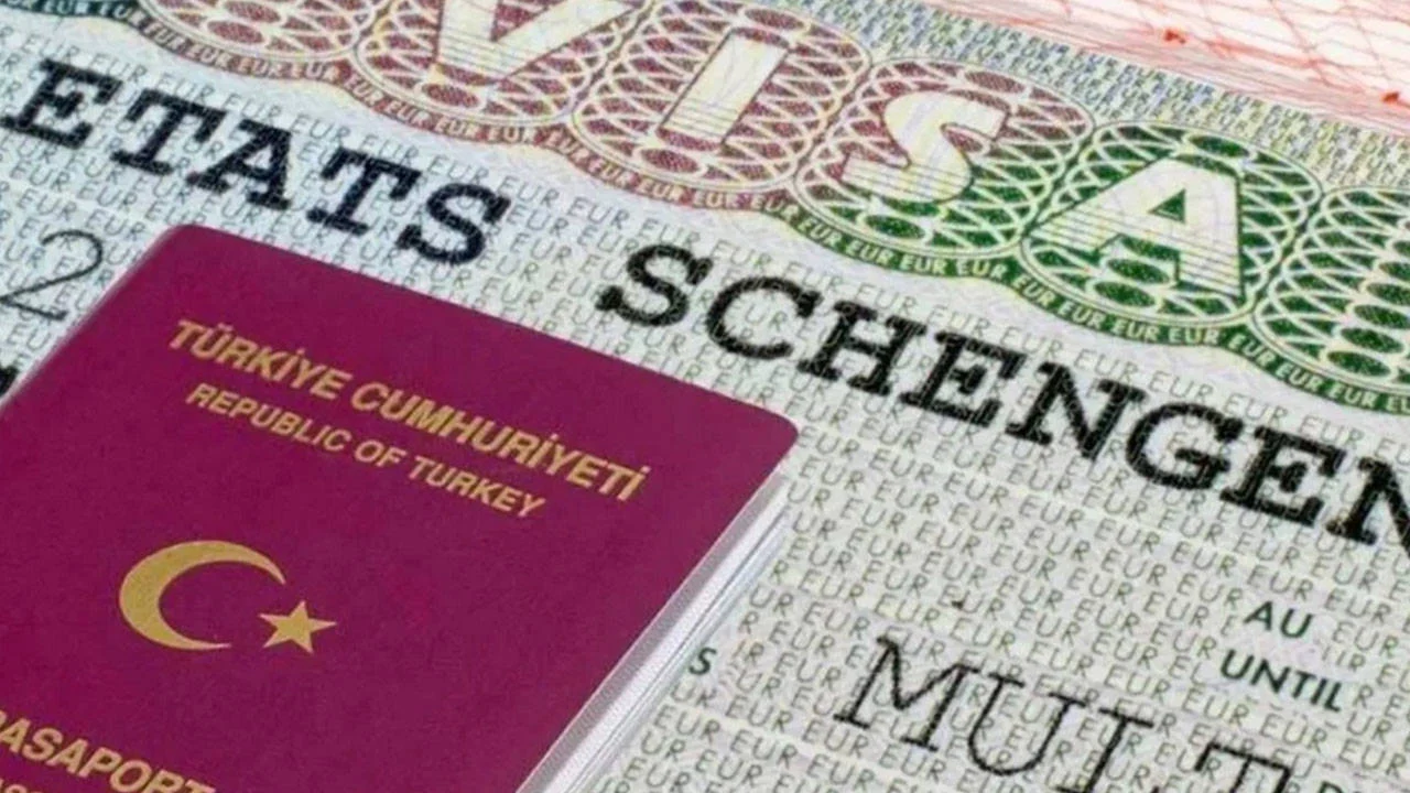 Türkler'e Vize Yok Ama Schengen'e Büyük Zam Geliyor