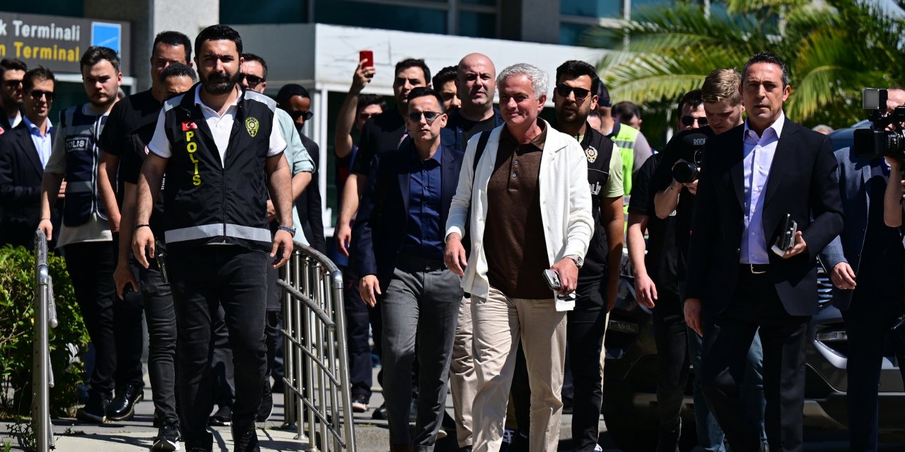 Jose Mourinho Fenerbahçe için İstanbul'da!