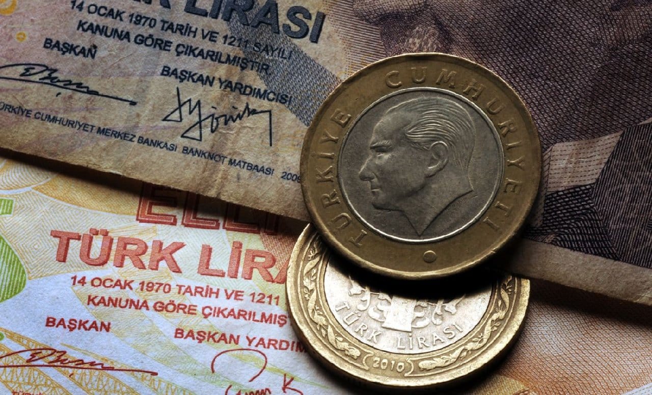 Bu kez iktidarın içinden geldi: Emekli ve memura refah payı talebi!