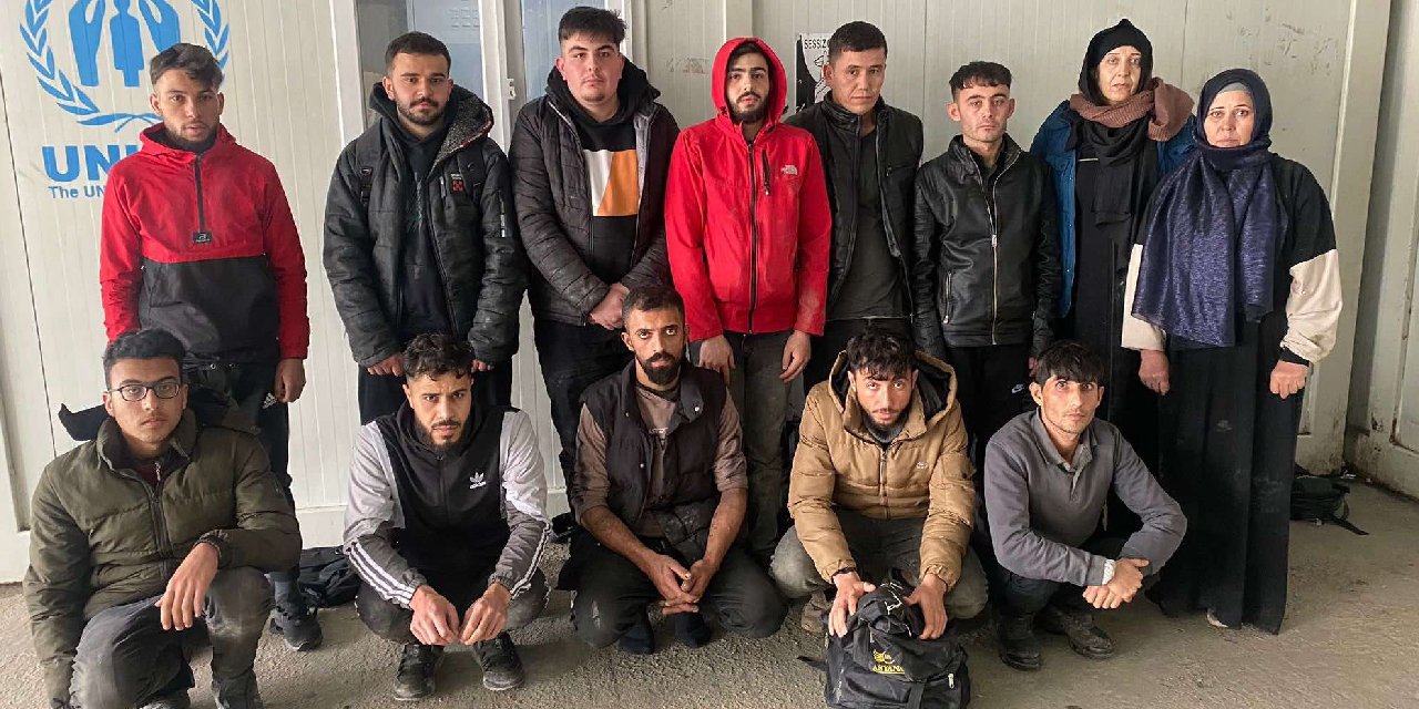 Edirne’de 19 Kaçak Göçmen ile 1 Organizatör Yakalandı
