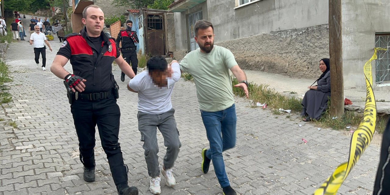 Çocuklar Kavga Etti, Afgan Aileler Birbirine Girdi!