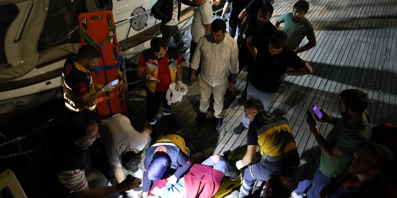 Alabora Olan Tekneden Göle Düştüler: Acı Haber Geldi!