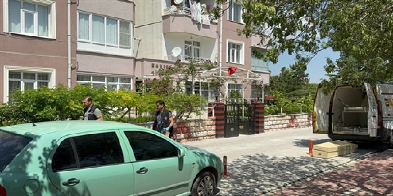 4 Saat Arayla Ölü Bulunan Kız Kardeşlerin Ölüm Nedeni Yüksek Doz Hap