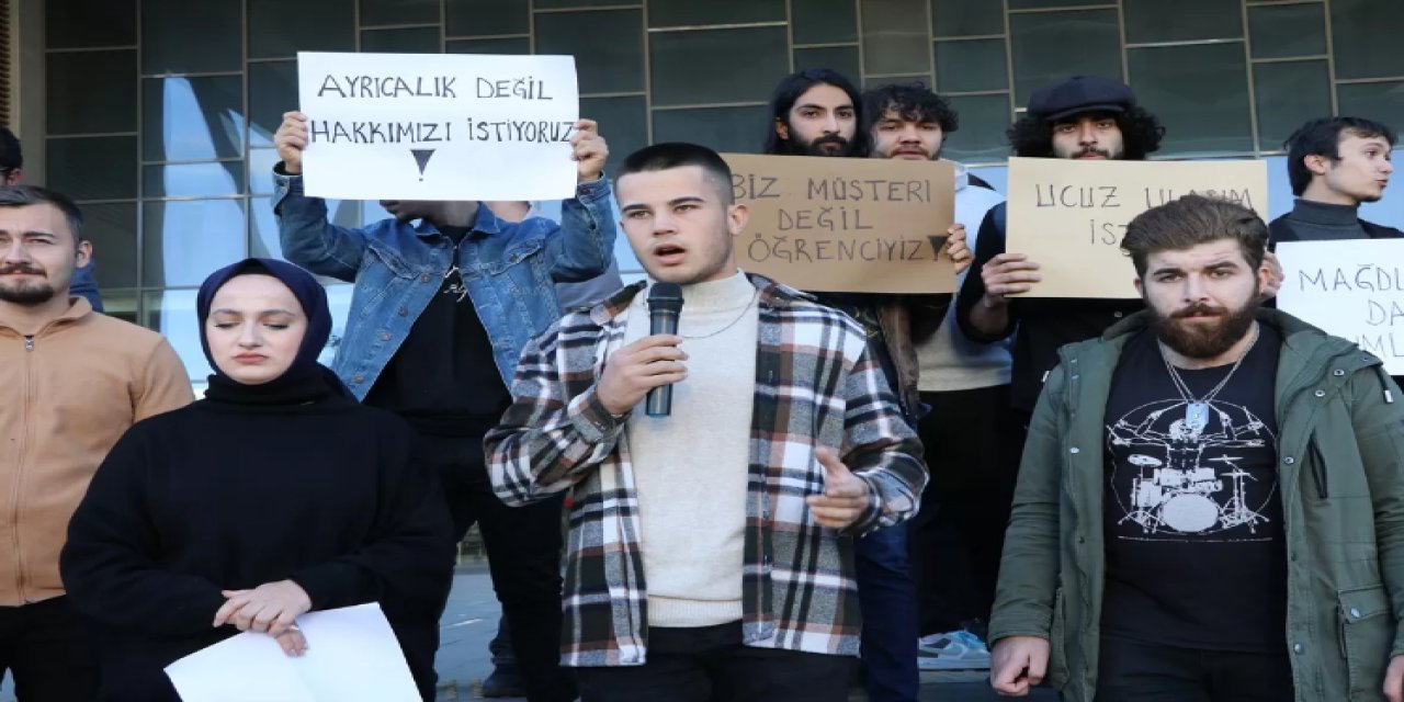 Trakya Üniversitesi Öğrencilerinden Ulaşım Zammı Protestosu