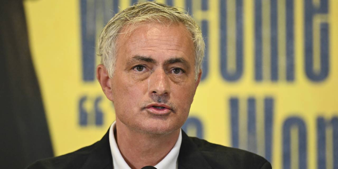 Jose Mourinho'dan Taraftarı Heyecanlandıran Transfer!