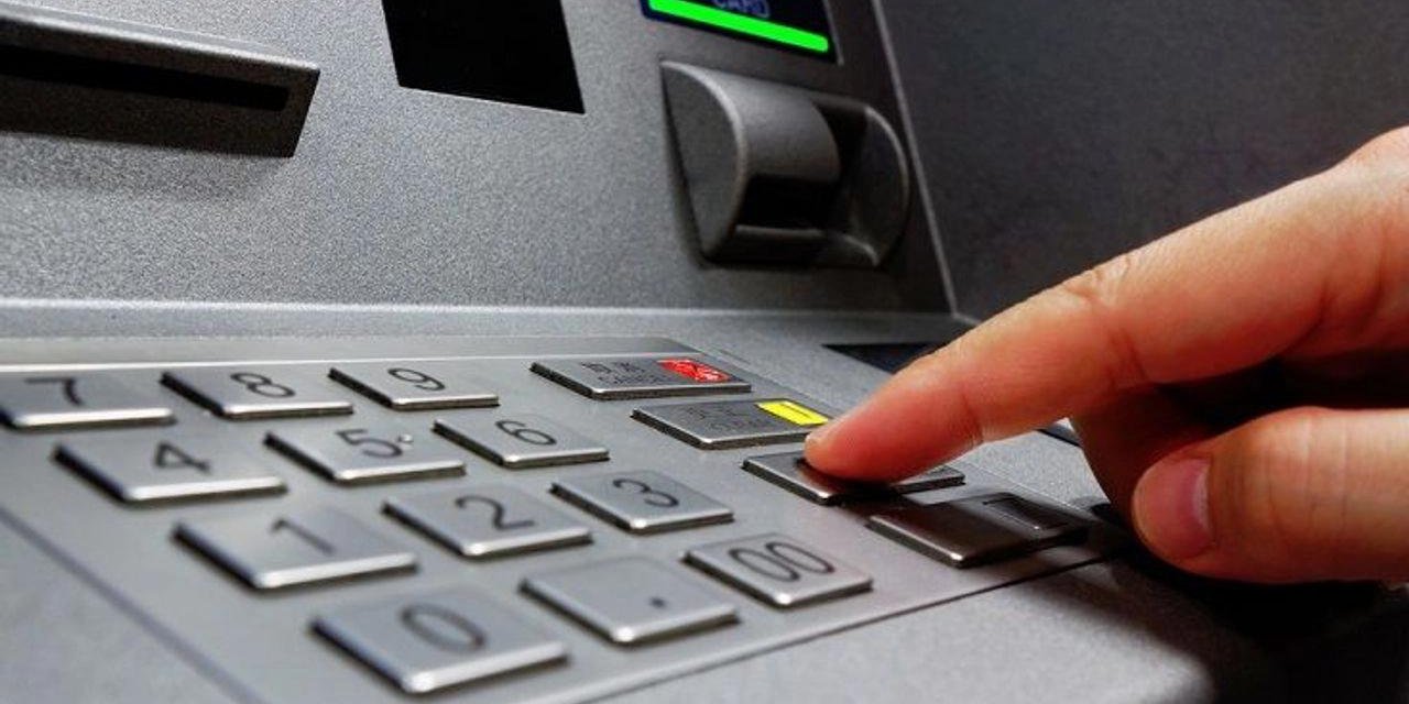 ATM'ye Para Çekmeye Gidenlere Büyük Şok!