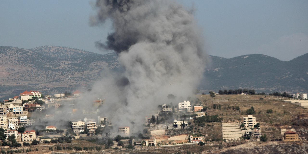 İsrail, Lübnan'a 50 Roket Attı