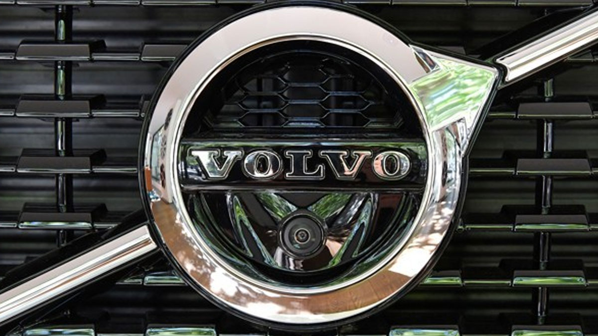 Volvo'dan otomobillere '180 kilometre' sınırı