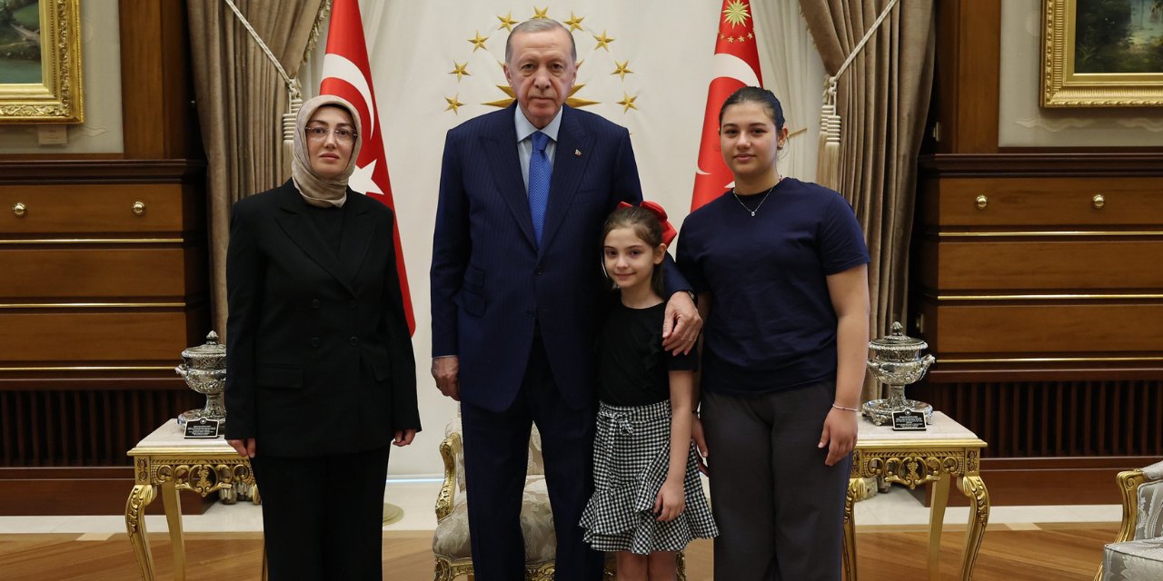 Erdoğan, Ayşe Ateş ile Görüştü