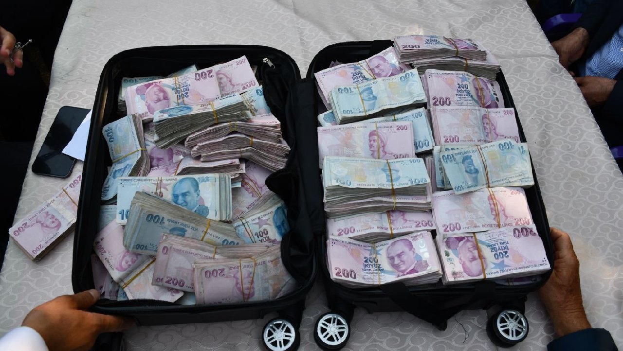 Şırnak'ta Aşiret Düğününde Damada 2.7 Milyon Lira