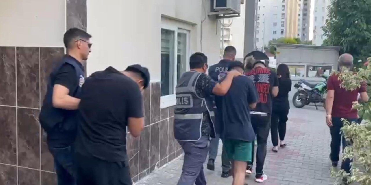 Mersin'de Sazan Sarmalı Operasyonu 1 Tutuklama, 3 Ev Hapsi