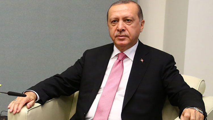 "AKP'deki gerilemenin 4 nedeni": Erdoğan artık yalnız mı?